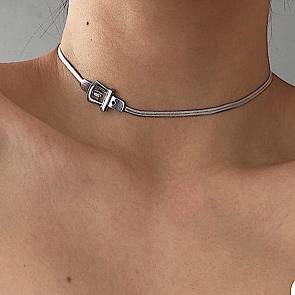 Sterling Silver Herringbone Buckle Design Choker - Picture 4 of 12